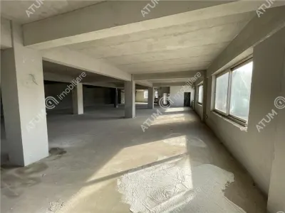 De inchiriat spatiu comercial 490 mp la etajul 1 in zona centrala din Sibiu - foto 4