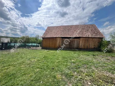 De vanzare casa individuala compusa din 2 corpuri si teren 2000 mp Localitatea Chirpar Sibiu - foto 25