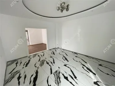 De vanzare casa individuala si 500 mp teren in zona centrala a orasului Sibiu - foto 13