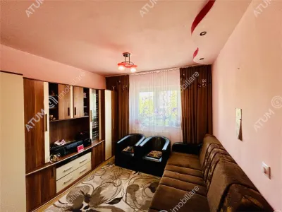 Apartament cu 3 camere decoamndate de inchiriat in zona Mihai Viteazu din Sibiu - foto 12
