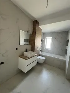 De vanzare apartament 3 camere 2 bai si 2 balcoane la etajul 1 in Selimbar - foto 5