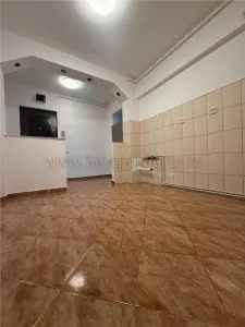 Apartament 2 camere de vanzare Sibiu, Bd. Mihai Viteazu, 52 mp utili, renovat. - foto 13