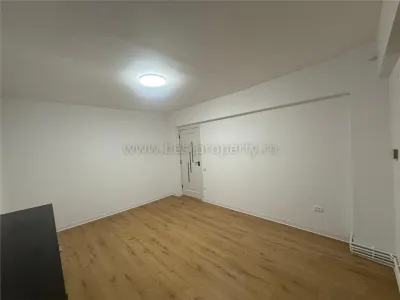 Apartament 2 camere de vanzare Sibiu, Bd. Mihai Viteazu, 52 mp utili, renovat. - foto 18