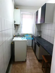 Apartament 2 camere Cetate,etaj 4,52000 euro - foto 5