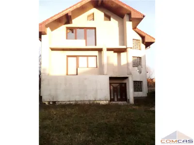 Casa de vanzare in Ardud - foto 2