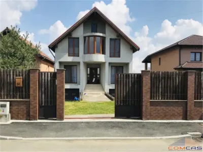 Casa de vanzare pe strada Alecu Russo - foto 1