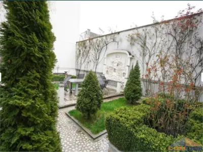 Casa de vanzare zona Centrala - foto 2