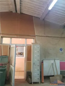 Inchiriez spatiu de 606 mp Parc Industrial Vetis - foto 4