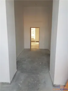 De Inchiriat spatiu Comercial CENTRU - foto 8