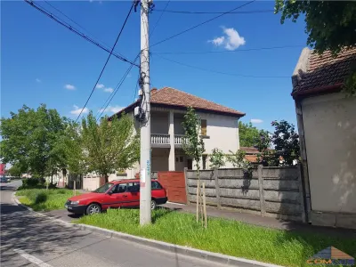 Casa cu teren 500 mp pe strada Liviu Rebreanu - foto 3