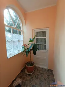 Vanzare parter din casa si teren 253 mp - foto 13