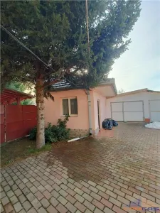 Vanzare parter din casa si teren 253 mp - foto 4