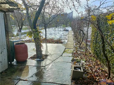 Vanzare parter din casa si teren 253 mp - foto 6