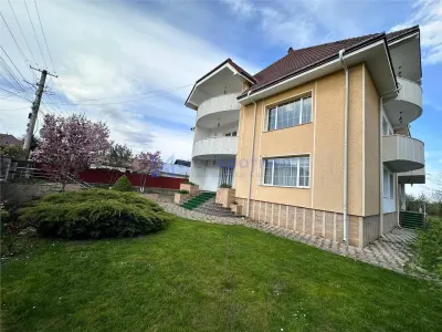 Vila Targu Neamt, Veniamin Costache, 642mp - foto 3