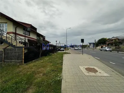 Spatii comerciale de la 30mp la 300mp, sos. Pacurari, zona Apan - foto 5