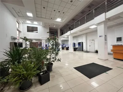 Spatii comerciale 330, 505, 835mp, sos. Pacurari, rond Mall Moldova - foto 7