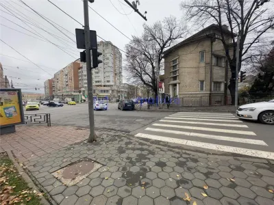 Teren comercial de la 10mp la 100mp, zona garii din Iasi - foto 5