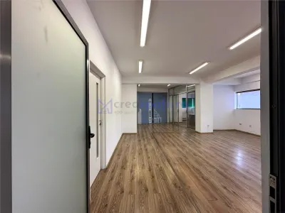 Spatiu comercial/ birouri, gara Iasi, 84mp, lift, et. 1, la strada - foto 5