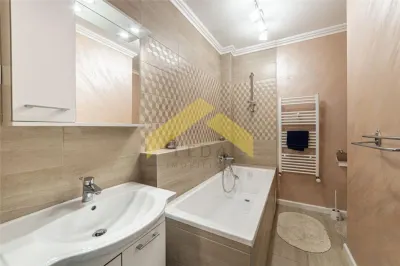 Apartament 2 camere de inchiriat Arad Plaza - foto 12