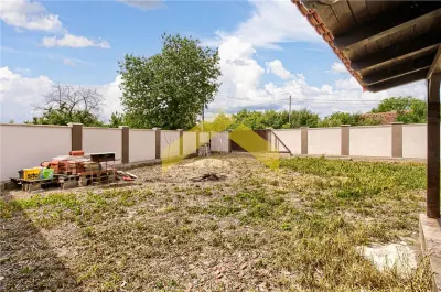 Casa noua de vanzare orasul Ineu - foto 17