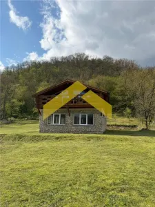 Cabana din piatra de codru si busteni pe Clisura Dunarii, Caraș-Severin - foto 13