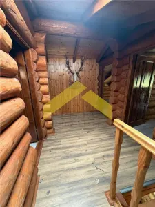 Cabana din piatra de codru si busteni pe Clisura Dunarii, Caraș-Severin - foto 8