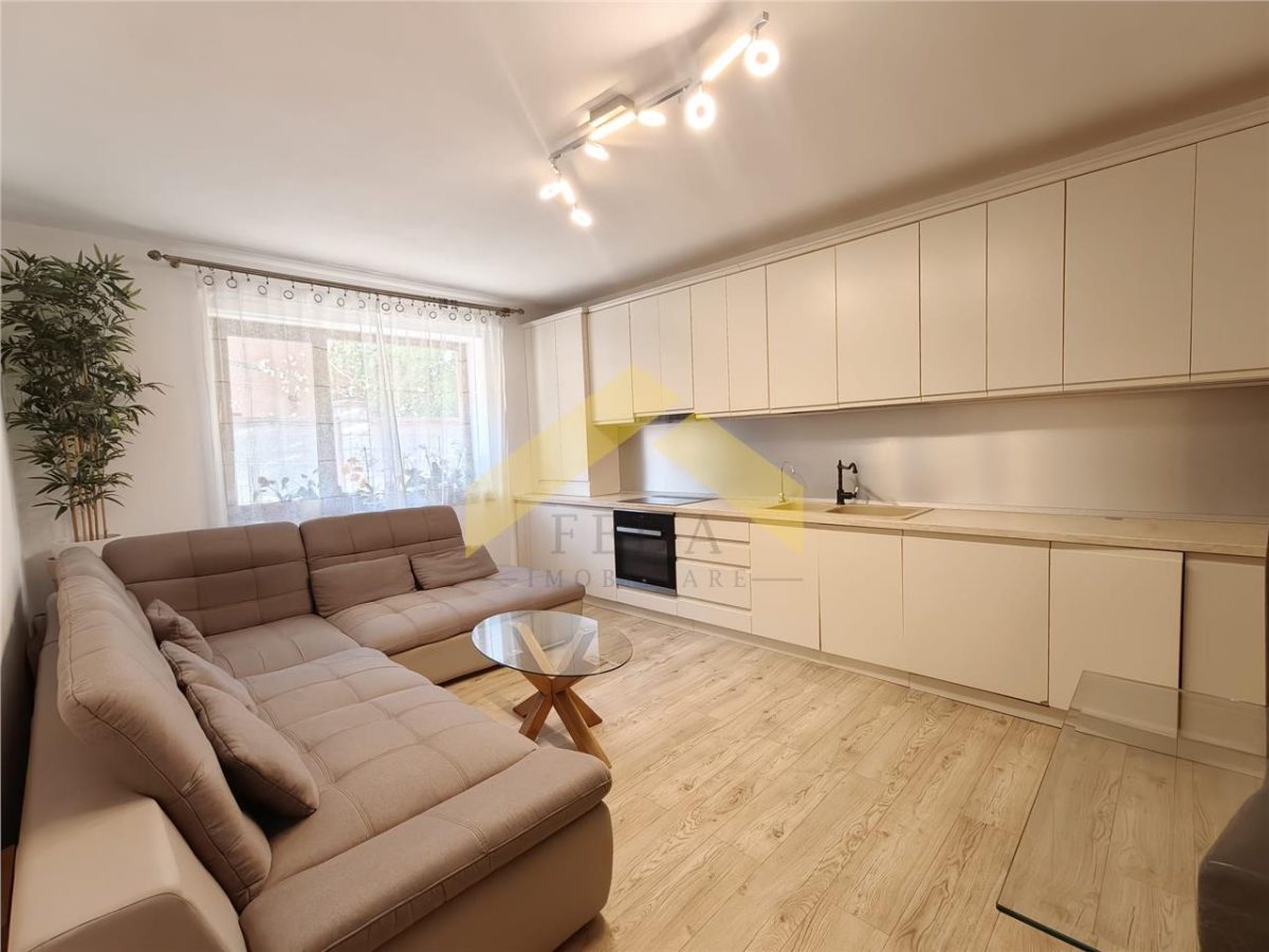 Apartament 3 camere de vanzare zona Bujac bloc NOU - Arad