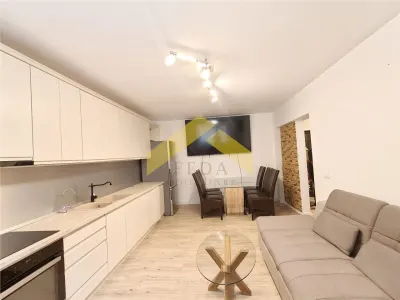 Apartament 3 camere de vanzare zona Bujac bloc NOU - foto 2