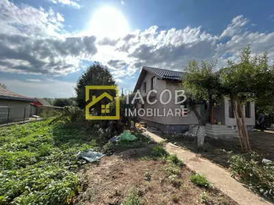 Casa la gri si teren 1070 mp, loc Dumbrava(Itesti), jud Bacau - foto 9