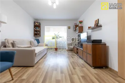 Apartament 3 camere decomandate, central,str. 9 Mai Bacau - Bacau