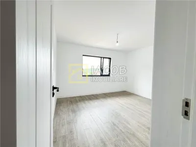 Case de vanzare Margineni, Bacau - foto 12