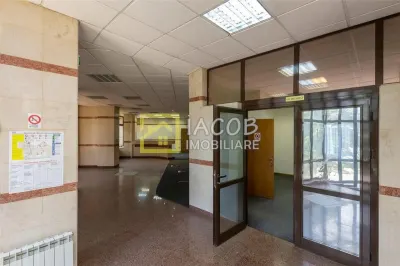 Spatiu comercial P+1, Buhusi, central, jud Bacau - foto 5