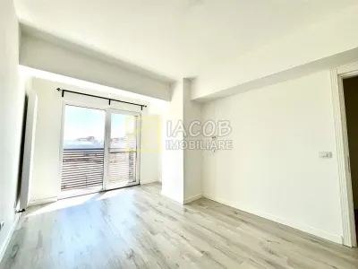 Apartament 3 camere semidecomandate Arena Residence Bacau - foto 10
