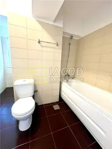 Apartament 2 camere decomandate, zona Curtea de Apel, Bacau - foto 12