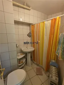 De inchiriat:Apartament cu 4 camere in zona Lucian Blaga - foto 15