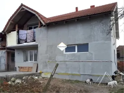 Casa  de vanzare - foto 2