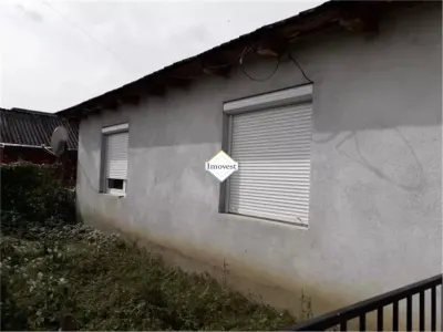 Casa de vanzare - Lazuri