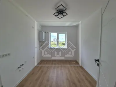 Ap. semidecomandat, 3 camere, 69,45 mpu, bloc nou, lift - foto 8