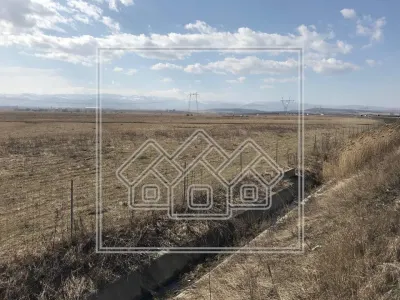 Teren zona exterior Nord - 10000 mp - cu un front stradal - Sibiu