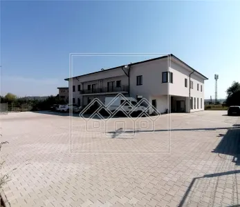 Ap.in vila, cu 2 camere si balcon - parcare in curtea privata a vilei - foto 2