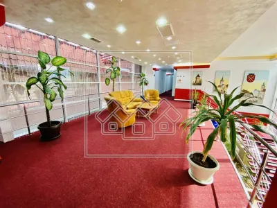 Hotel 3 stele - afacere la cheie - renovat in 2020 - zona cu vad - Vestem