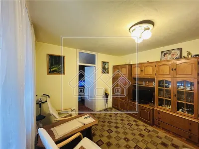 Apartament 3 camere,  zona Cedonia, cu balcon, la cheie - Sibiu