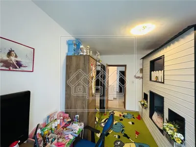 Ap spatios, mobilat si utilat, 3 camere, 2 balcoane, 2 parcari - foto 7