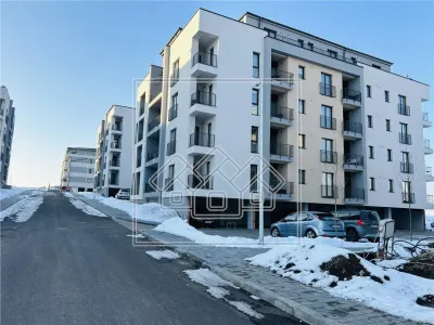 Apartament 2 camere, balcon, bloc nou, cu lift, zona buna - foto 15