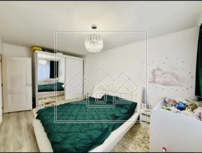 Ap cu 2 camere si balcon, 50 mp, balcon, zona Vasile Aaron - foto 2