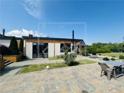Casa de vacanta cu teren mare, pretabil investitii - Ocna Sibiului - foto 15