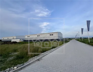 Hala industriala de inchiriat 528 mp, pe un teren de 1738mp| Acces TIR - Sura Mica
