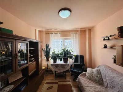 Ap decomandat, 4 camere, balcon - Zona Mihai Viteazu - foto 11
