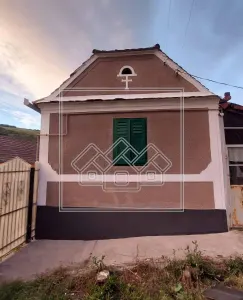 Casa 3 camere in Slimnic - Curte 460 mp, pivnita si pod - foto 3