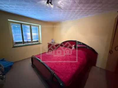 Casa 3 camere in Slimnic - Curte 460 mp, pivnita si pod - foto 4